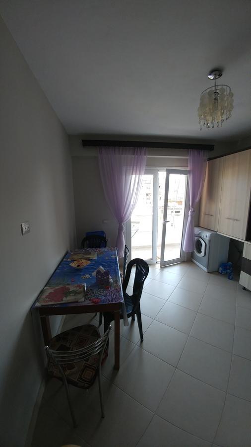 Mona'S Hostel Саранде Екстериор снимка